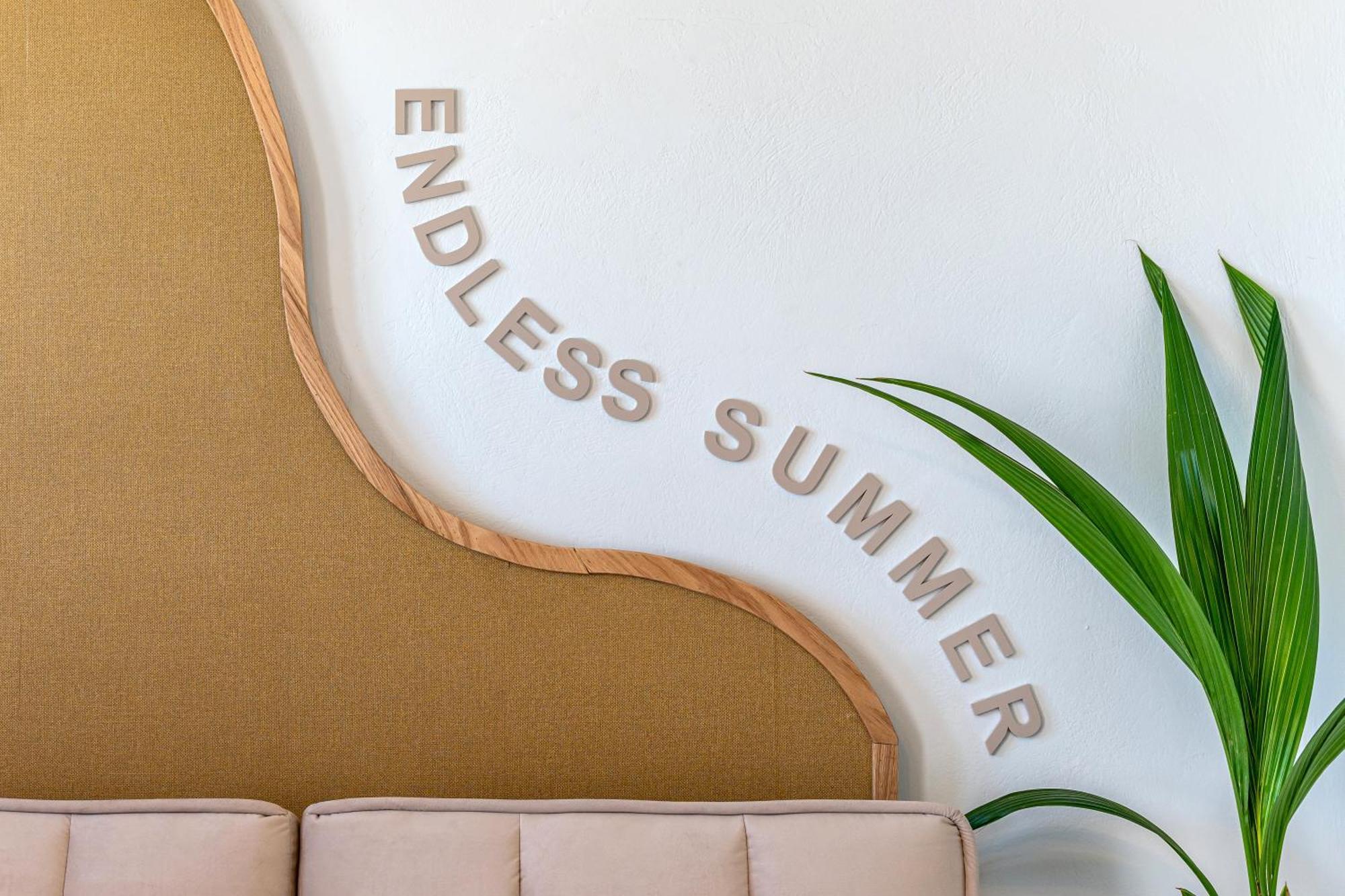 Endless East Luxury House Villa ฟิรา ภายนอก รูปภาพ